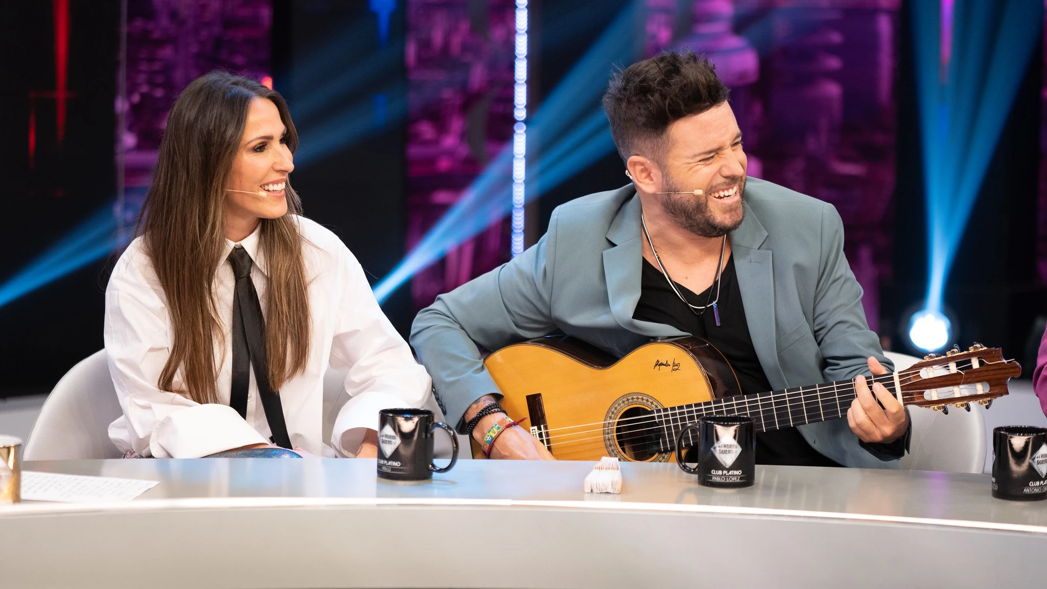¡Increíble! Pablo López improvisa una canción en directo para sus compañeros de La Voz ¡Increíble! Pablo López improvisa una canción en directo para sus compañeros de La Voz