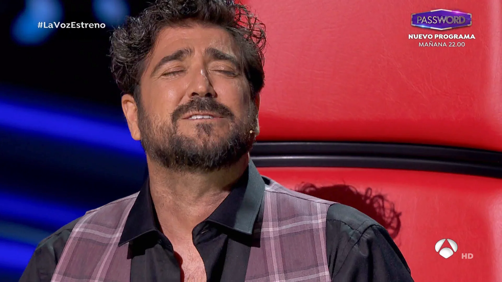 Antonio Orozco y Mal&uacute; cantan a d&uacute;o 'Estoy hecho de pedacitos de ti' en 'La Voz'