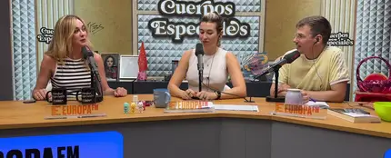 Marta Hazas, sobre trabajar con su marido Javier Veiga: "A veces me cae mejor como director" Marta Hazas, sobre trabajar con su marido Javier Veiga: "A veces me cae mejor como director"