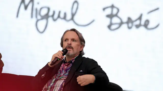 El cantante Miguel Bosé