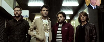 Supersubmarina posa junto a Pedro Sánchez en Moncloa: "Un rato ameno entre amantes de la música" Supersubmarina posa junto a Pedro Sánchez en Moncloa: "Un rato ameno entre amantes de la música"