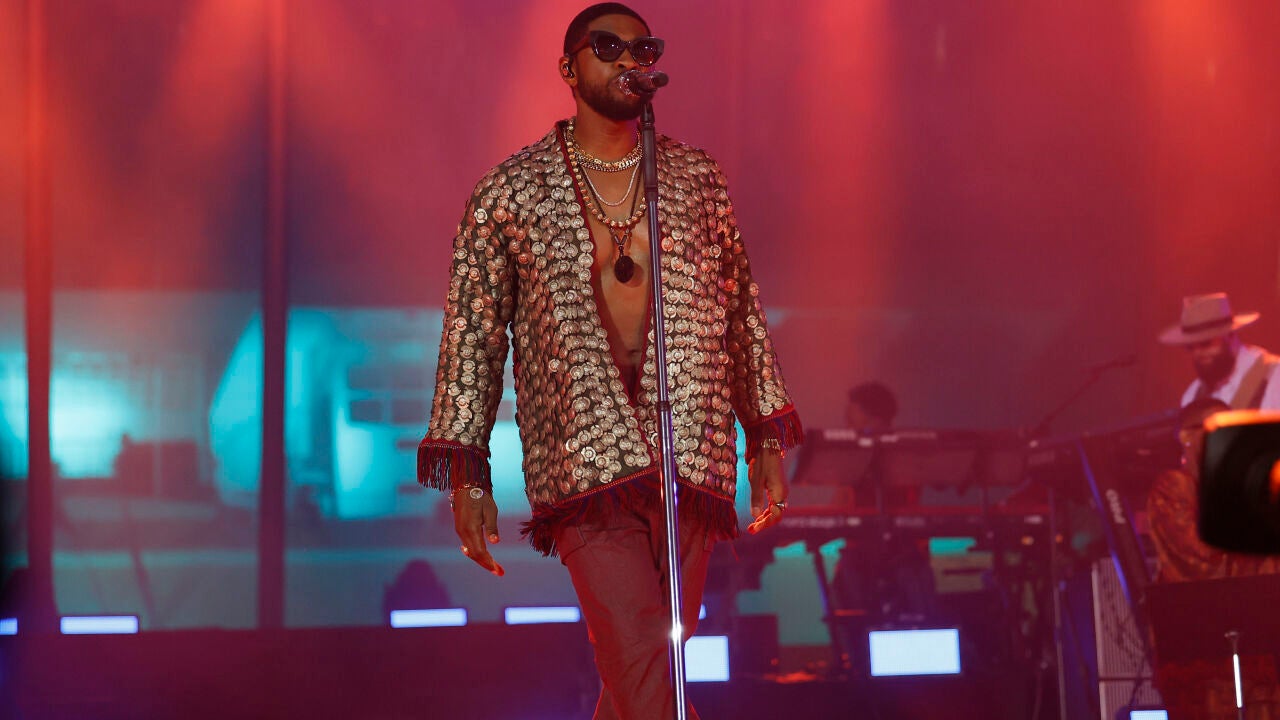 Quién es Usher, el cantante que actuará en el intermedio de la Super