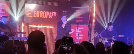 Abraham Mateo canta 'Clavaíto' Abraham Mateo canta 'Clavaíto'