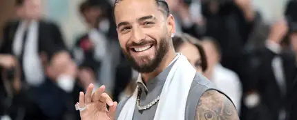 Maluma puede haber pedido matrimonio a su novia, Susana Gómez. Maluma puede haber pedido matrimonio a su novia, Susana Gómez.