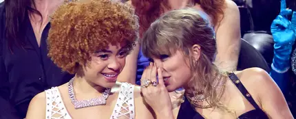 Ice Spice y Taylor Swift en los MTV VMAS Ice Spice y Taylor Swift en los MTV VMAS