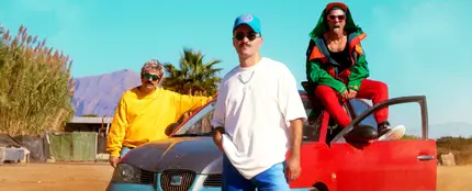 Varry Brava regresan a sus orígenes techno con su nuevo single 'Tierra para Bailar' Varry Brava regresan a sus orígenes techno con su nuevo single 'Tierra para Bailar'