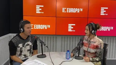 Emilia rinde homenaje a los 2000 en su disco '.mp3': "El concepto está en lo musical y también en lo visual" Emilia rinde homenaje a los 2000 en su disco '.mp3': "El concepto está en lo musical y también en lo visual"