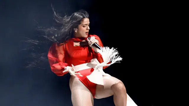 Rosalía en los Latin Grammy de 2019