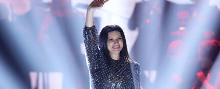 Laura Pausini recibe el premio Persona del Año en los Latin Grammy en la noche más importante de su vida.