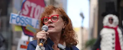 La actriz Susan Sarandon acude a una manifestación en marzo de 2023. La actriz Susan Sarandon acude a una manifestación en marzo de 2023.