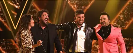Los coaches de 'La Voz' interpretan 'Nada es para siempre', de Luis Fonsi. Los coaches de 'La Voz' interpretan 'Nada es para siempre', de Luis Fonsi.