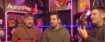 Estopa y Auronplay cantan l Estopa y Auronplay cantan l