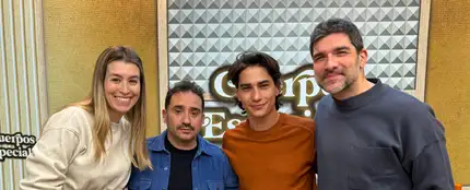 Juan Antonio Bayona y Enzo Vogrincic visitan 'Cuerpos especiales'. Juan Antonio Bayona y Enzo Vogrincic visitan 'Cuerpos especiales'.
