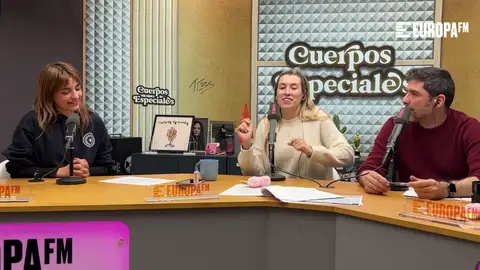 Chica Sobresalto busca la canción que mejor se adapta a tu momento vital en 'Cuerpos especiales' Chica Sobresalto busca la canción que mejor se adapta a tu momento vital en 'Cuerpos especiales'