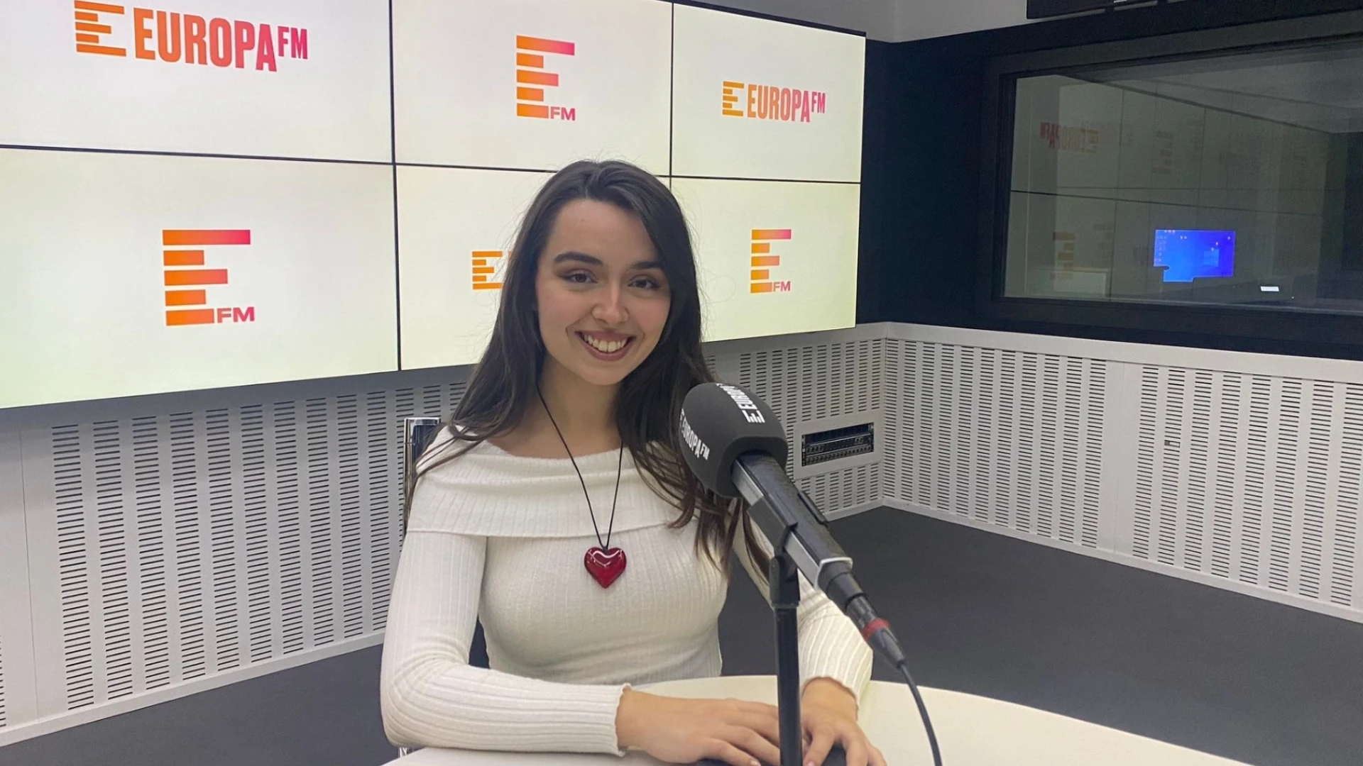 Marina Gal&aacute;n, en una entrevista para Europa FM