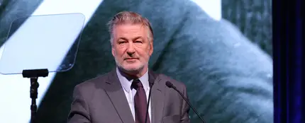 Acusan de nuevo a Alec Baldwin de homicidio involuntario por la muerte de Halyna Hutchins Acusan de nuevo a Alec Baldwin de homicidio involuntario por la muerte de Halyna Hutchins