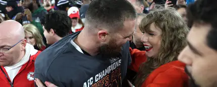 Taylor Swift y Travis Kelce Taylor Swift y Travis Kelce