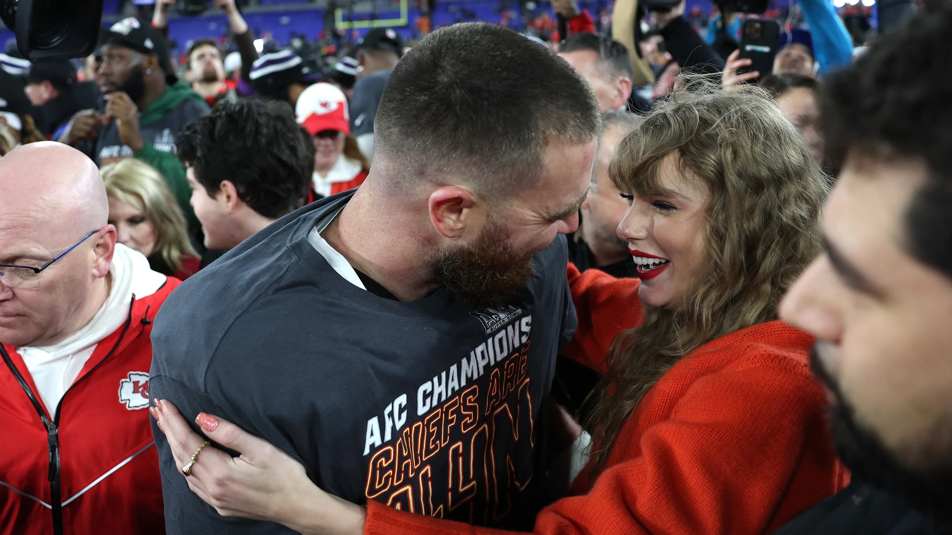 Taylor Swift y Travis Kelce Taylor Swift y Travis Kelce