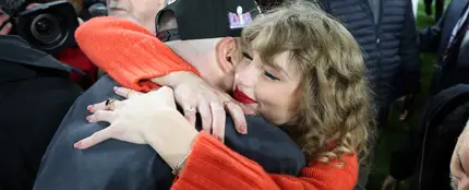 Taylor Swift y Travis Kelce Taylor Swift y Travis Kelce