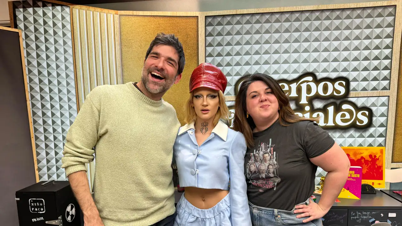 Luna Ki, con Lalachus y Nacho García en 'Cuerpos especiales'. Luna Ki, con Lalachus y Nacho García en 'Cuerpos especiales'.