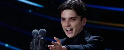 Matías Recalt recoge el Premio Goya a Mejor actor revelación por 'La sociedad de la nieve' Matías Recalt recoge el Premio Goya a Mejor actor revelación por 'La sociedad de la nieve'