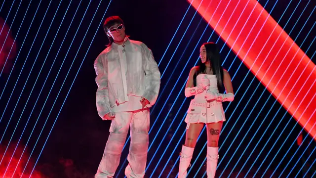 Peso Pluma, invitado del concierto de Nicki Nicole en Ciudad de México el 2 de noviembre de 2023.