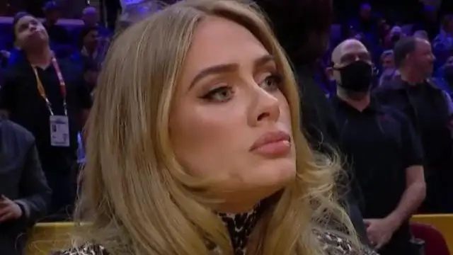Adele explica la historia detrás de su meme en la cancha de la NBA