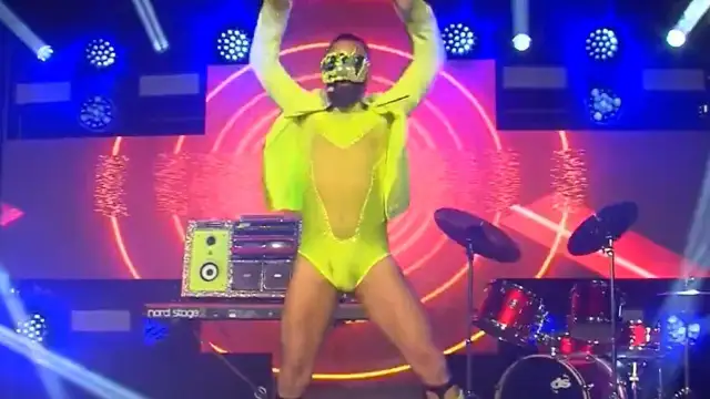 Loco Boombox, el español que se ha hecho viral por su excéntrica actuación en la preselección de San Marino para Eurovisión