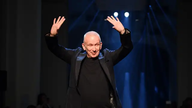 Jean Paul Gaultier, de diseñar con los corsés de su abuela a la gran pantalla con Almodóvar