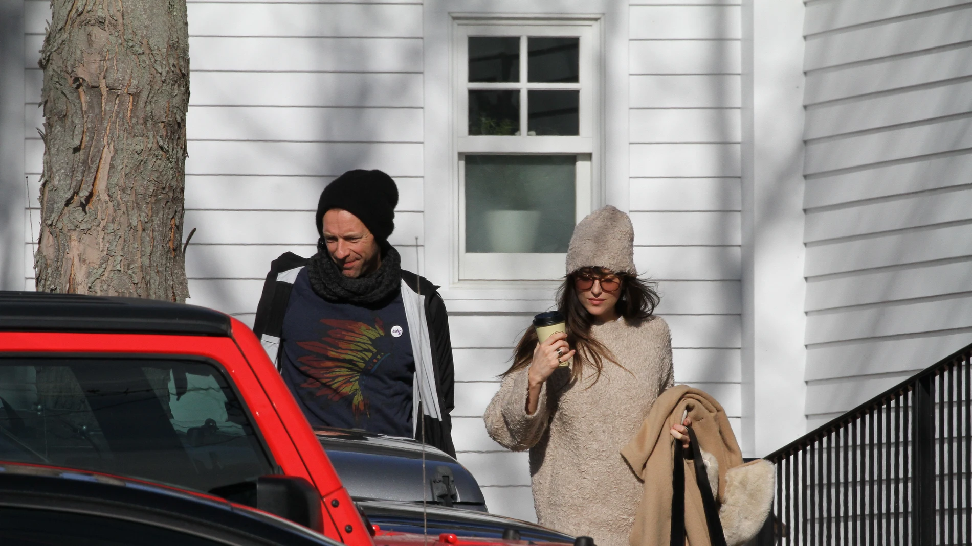 Chris Martin y Dakota Johnson Chris Martin y Dakota Johnson