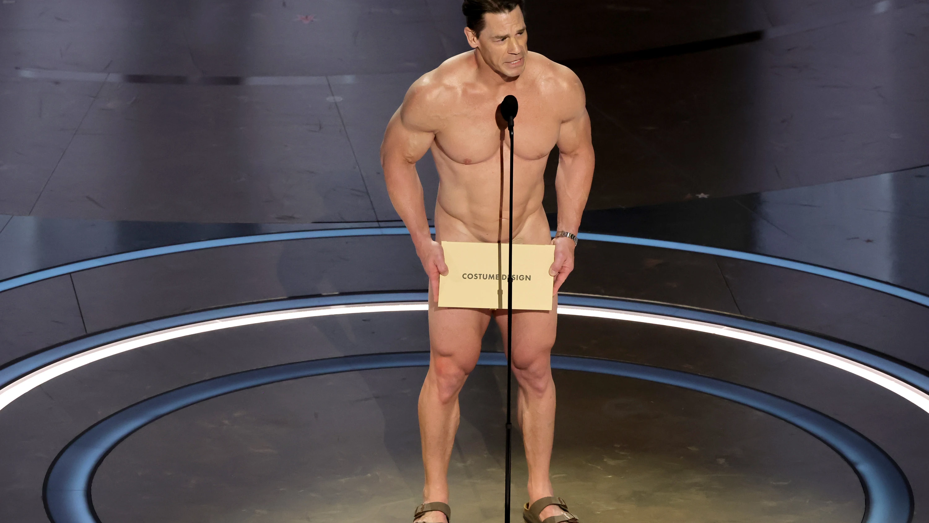 El por qué del reivindicativo desnudo de John Cena John Cena desnudo