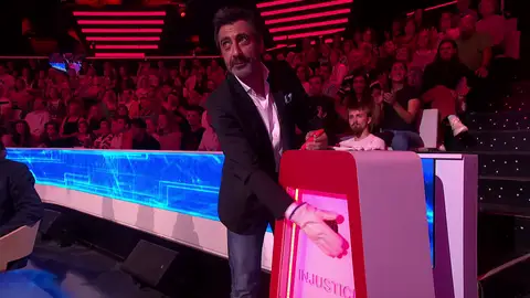 Juan del Val utiliza el botón de la injusticia a favor de Adrián Lastra Juan del Val utiliza el botón de la injusticia a favor de Adrián Lastra