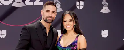 Sebastian Lletget y Becky G Sebastian Lletget y Becky G