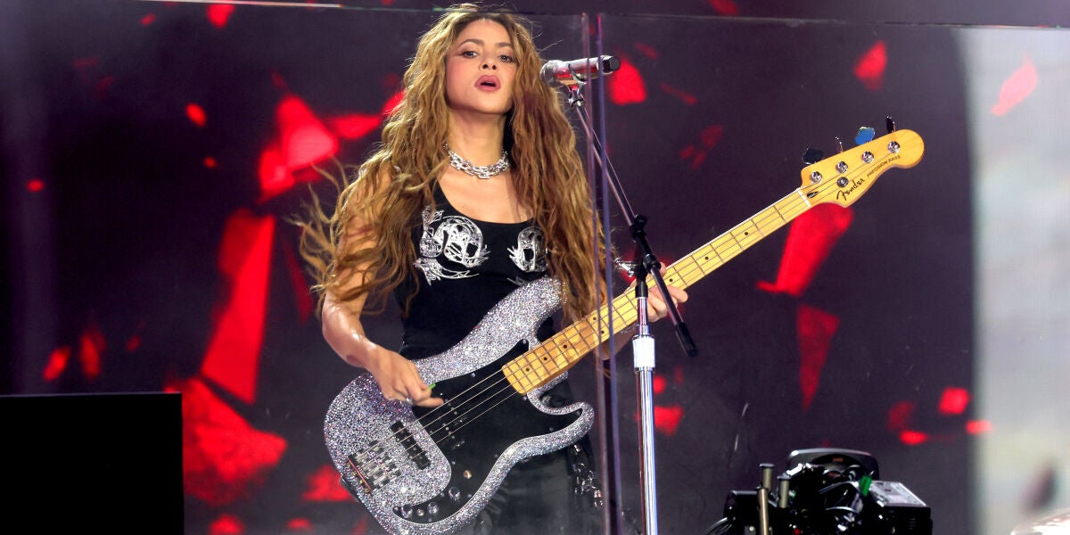 Shakira colapsa Times Square en Nueva York con una impresionante actuación en directo 