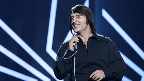 David Bustamante se entrega como Nino Bravo presumiendo de ‘Mi tierra’ David Bustamante se entrega como Nino Bravo presumiendo de ‘Mi tierra’