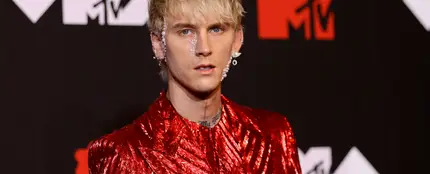 Retan a Machine Gun Kelly a decir tres cosas negativas sobre Taylor Swift y esta es su respuesta Retan a Machine Gun Kelly a decir tres cosas negativas sobre Taylor Swift y esta es su respuesta