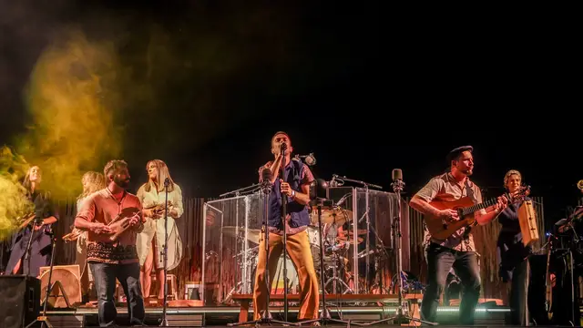 El grupo Vetusta Morla durante una actuación en el WiZink Center, a 30 de noviembre de 2023, en Madrid (España).