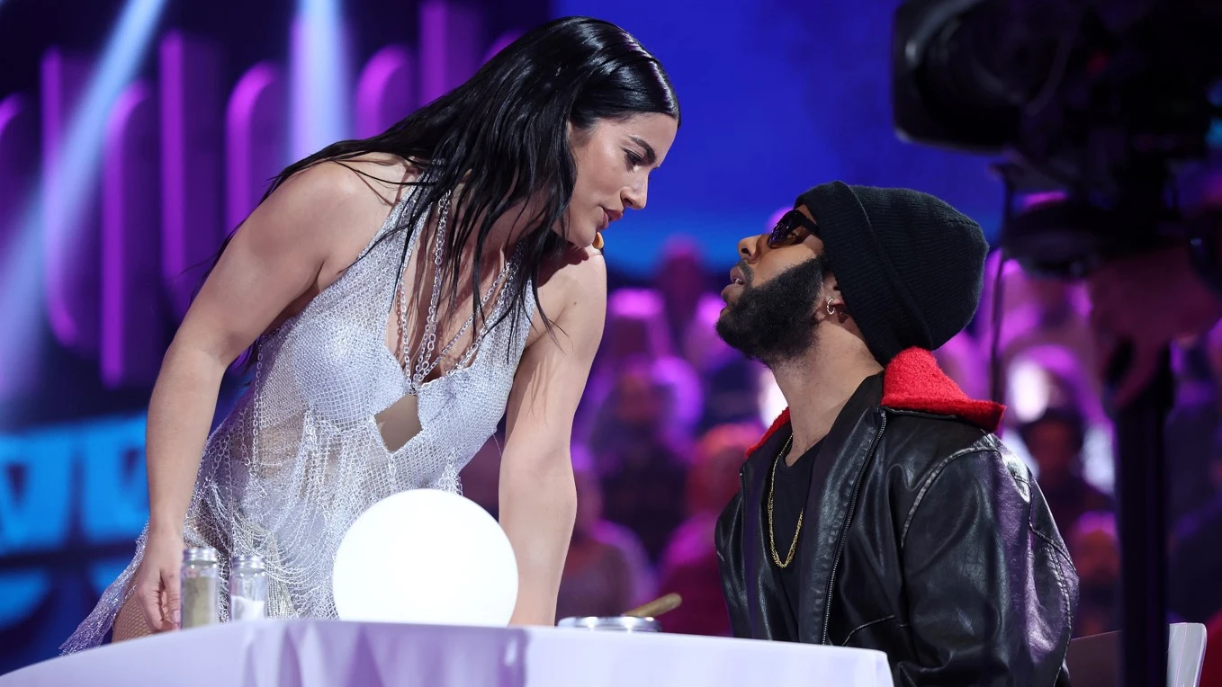 Julia Medina y Cris B reclaman ‘La Fama’ como Rosalía y The Weeknd Julia Medina y Cris B reclaman ‘La Fama’ como Rosalía y The Weeknd