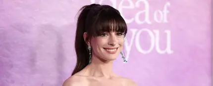 Anne Hathaway Anne Hathaway