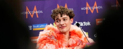 Nemo, en la rueda de prensa posterior a la final de Eurovisión 2024.