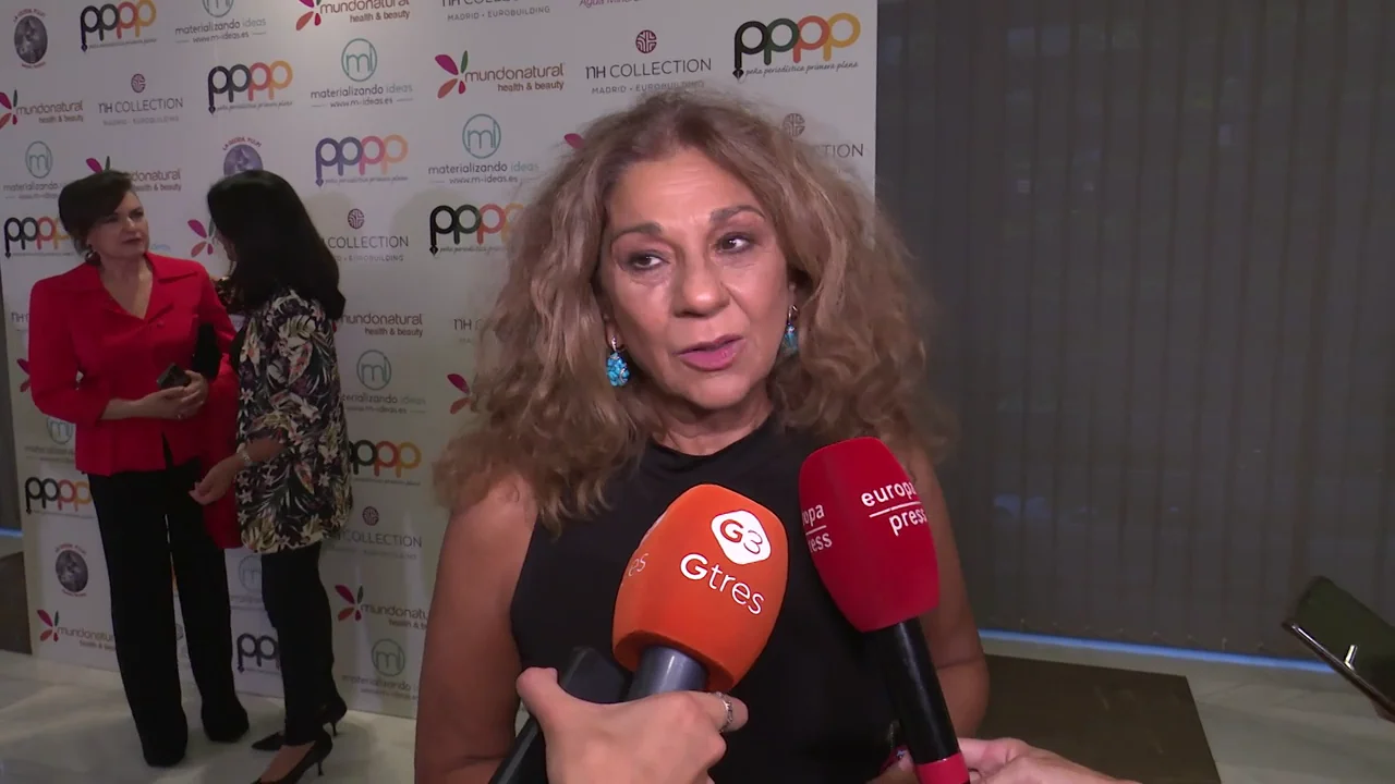 "No sé si podrá volver": Lolita, muy apenada tras la salida de Àngel Llàcer de 'Tu cara me suena' "No sé si podrá volver": Lolita, muy apenada tras la salida de Àngel Llàcer de 'Tu cara me suena'