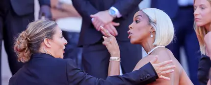 El enfrentamiento entre Kelly Rowland y una empleada de seguridad de Cannes El enfrentamiento entre Kelly Rowland y una empleada de seguridad de Cannes