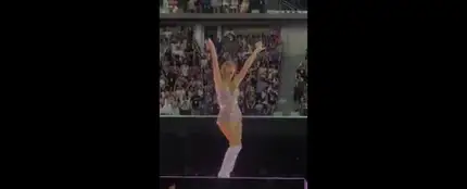 El concierto de Taylor Swift en el Bernabéu, desde dentro: así vivimos la primera noche en Madrid El concierto de Taylor Swift en el Bernabéu, desde dentro: así vivimos la primera noche en Madrid
