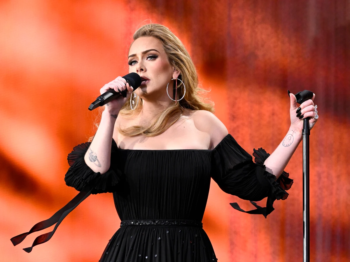 adele 103 Adele cantando en directo durante un concierto