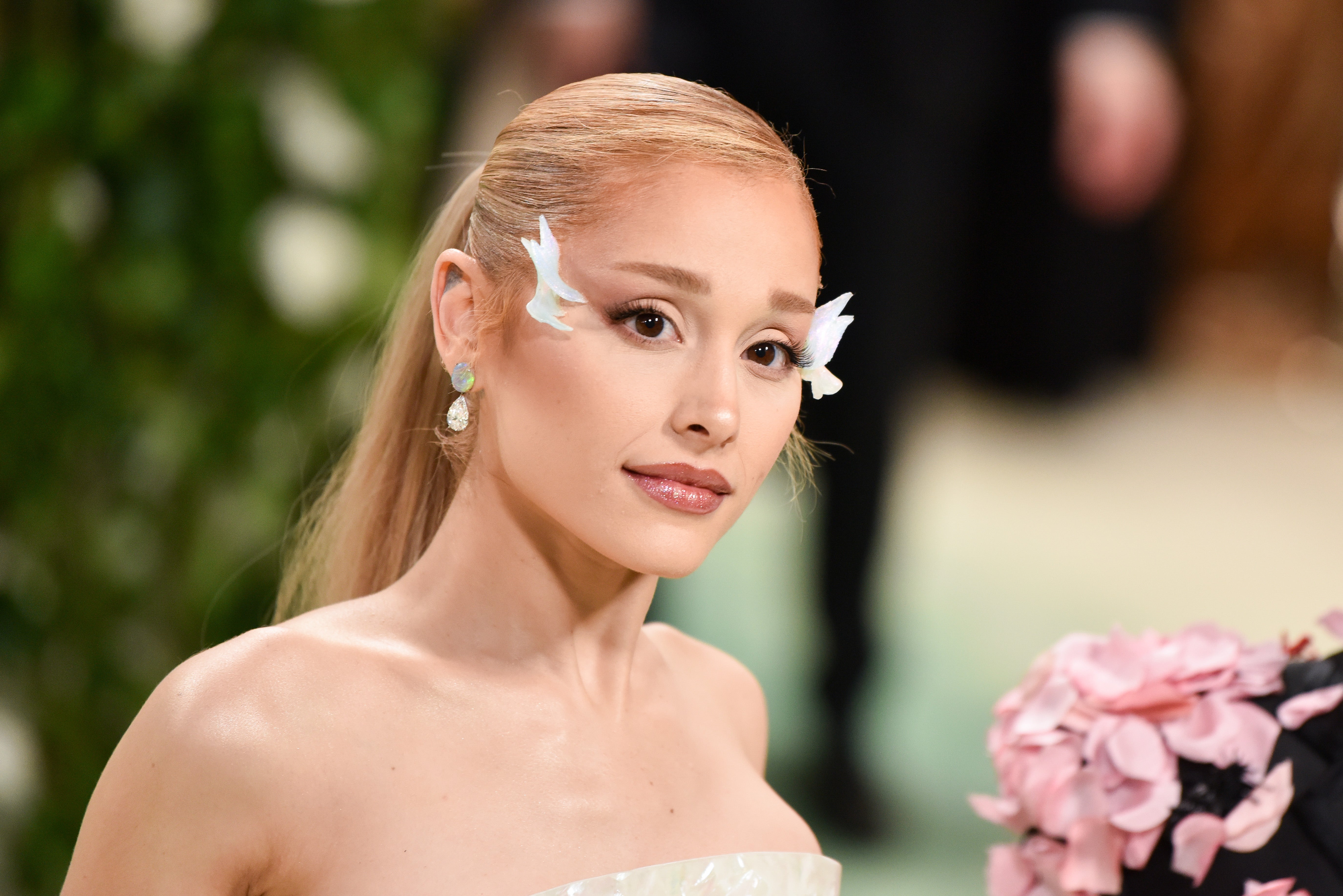 Ariana Grande en la Met Gala 2024 Ariana Grande en la Met Gala 2024