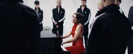 Amaia en su videoclip de 'Nanai' Amaia en su videoclip de 'Nanai'