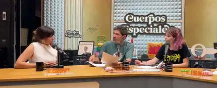 Rozalén: "Quería reivindicar el cariño y el abrazo en estos tiempos" Rozalén: "Quería reivindicar el cariño y el abrazo en estos tiempos"