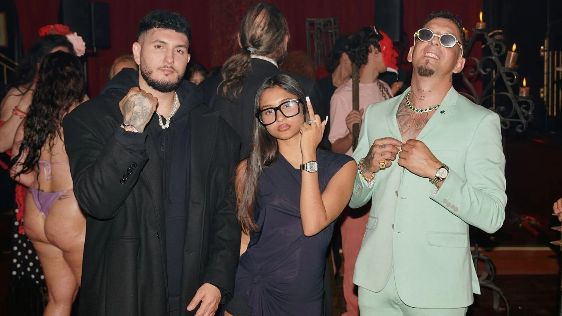 Omar Montes y BB trickz se chulean en 'Yo soy el más chulo de España' con Tino JJ y El Baby R Omar Montes y BB trickz se chulean en 'Yo soy el más chulo de España' con Tino JJ y El Baby R