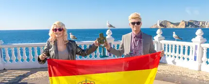 Mark y Mery de Nebulossa, ganadores del Benidorm Fest 2024 Mark y Mery de Nebulossa, ganadores del Benidorm Fest 2024
