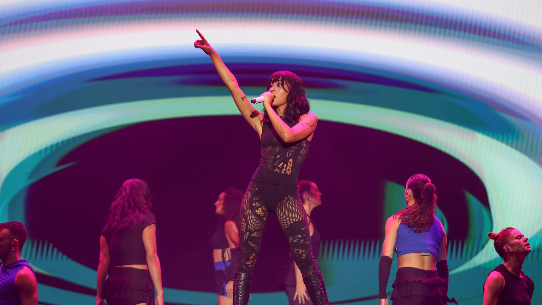 Aitana durante un concierto Aitana durante un concierto